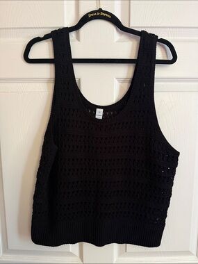 Old Navy Black Crochet Cropped Tank Top - Women